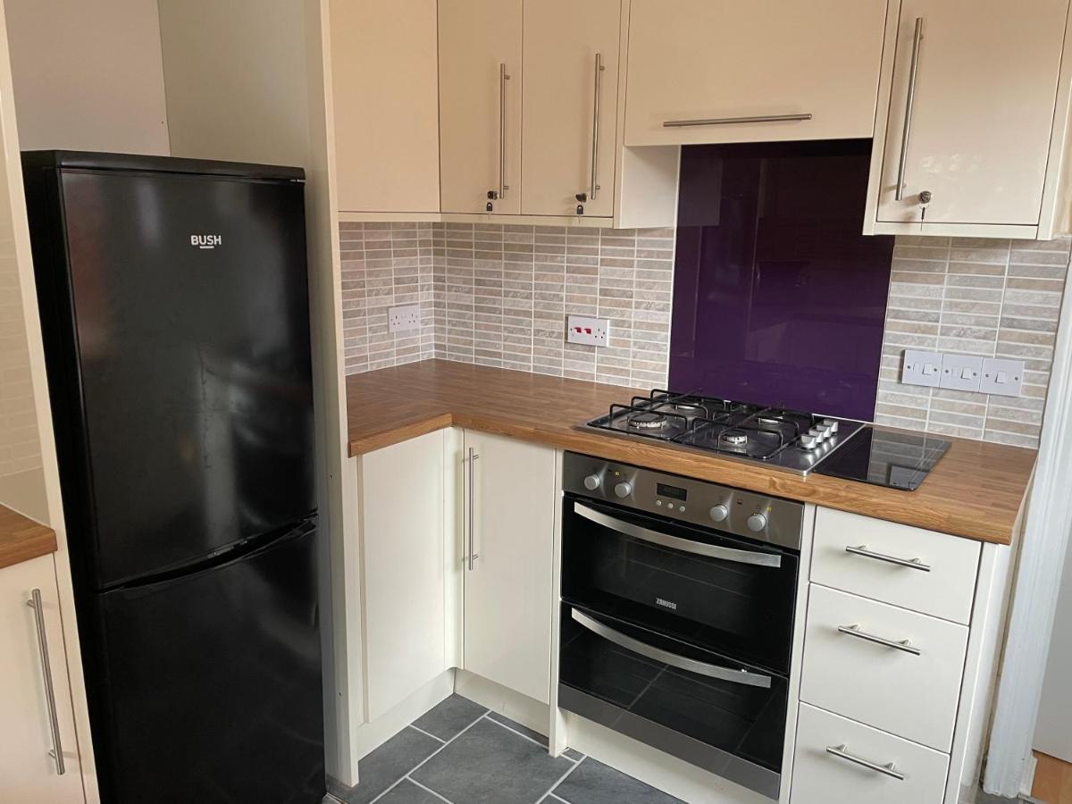 Rooms In A Victorian Comfortable 4-Bedroom House In Milton Keynes Rooms Not En-Suites Wolverton  Exterior photo