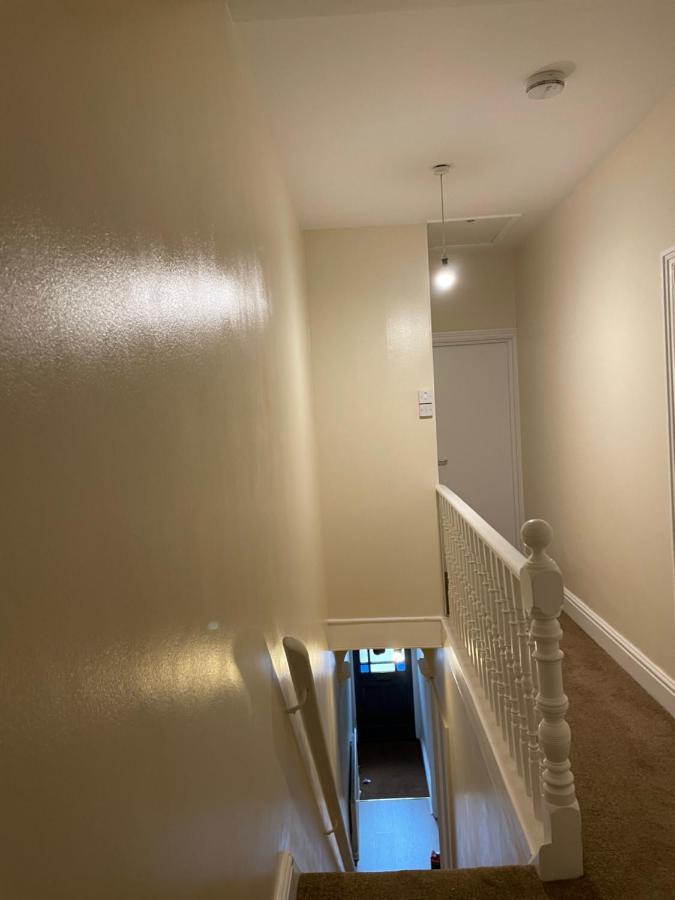 Rooms In A Victorian Comfortable 4-Bedroom House In Milton Keynes Rooms Not En-Suites Wolverton  Exterior photo